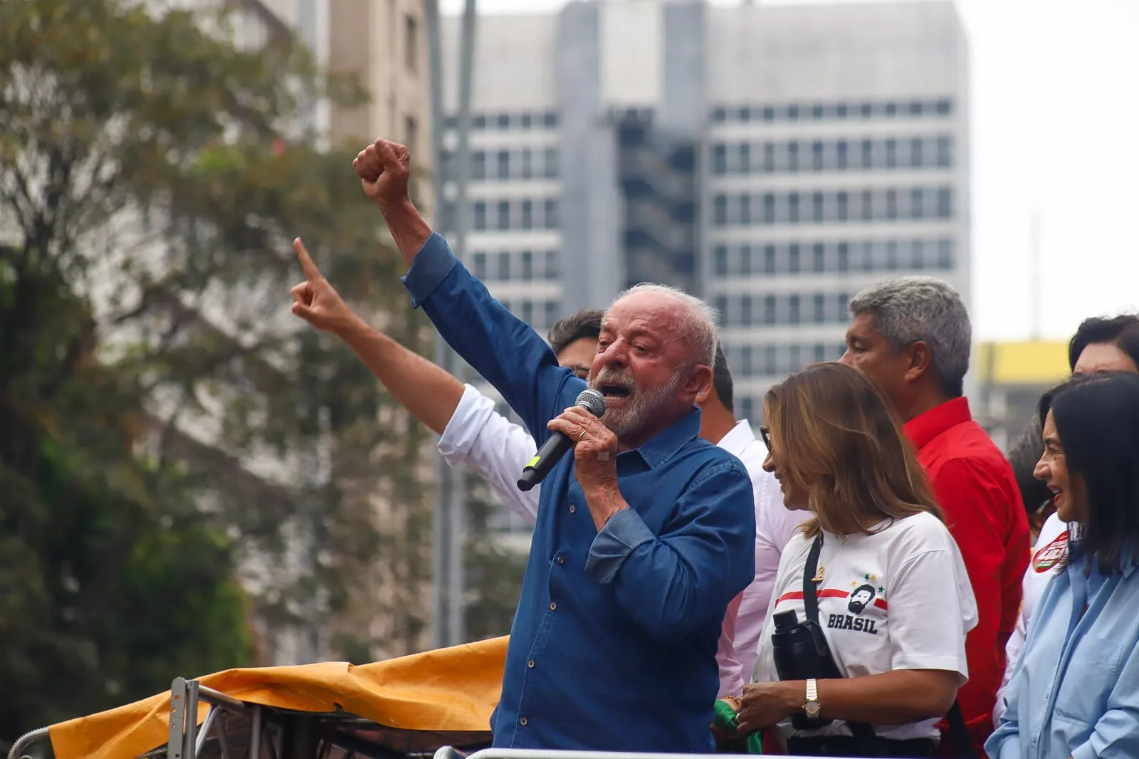 Lula participou de ato, neste domingo (11), na Avenida Paulista, em SP