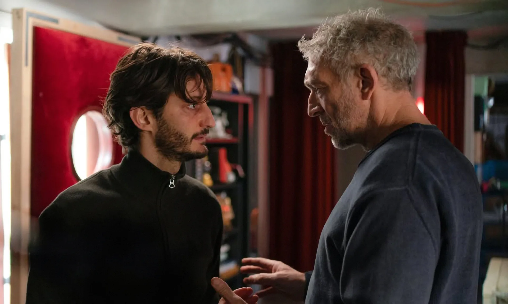 novo filme do iraniano Asghar Farhadi, chamado Contos Paralelos, presente no Festival do Rio 2026