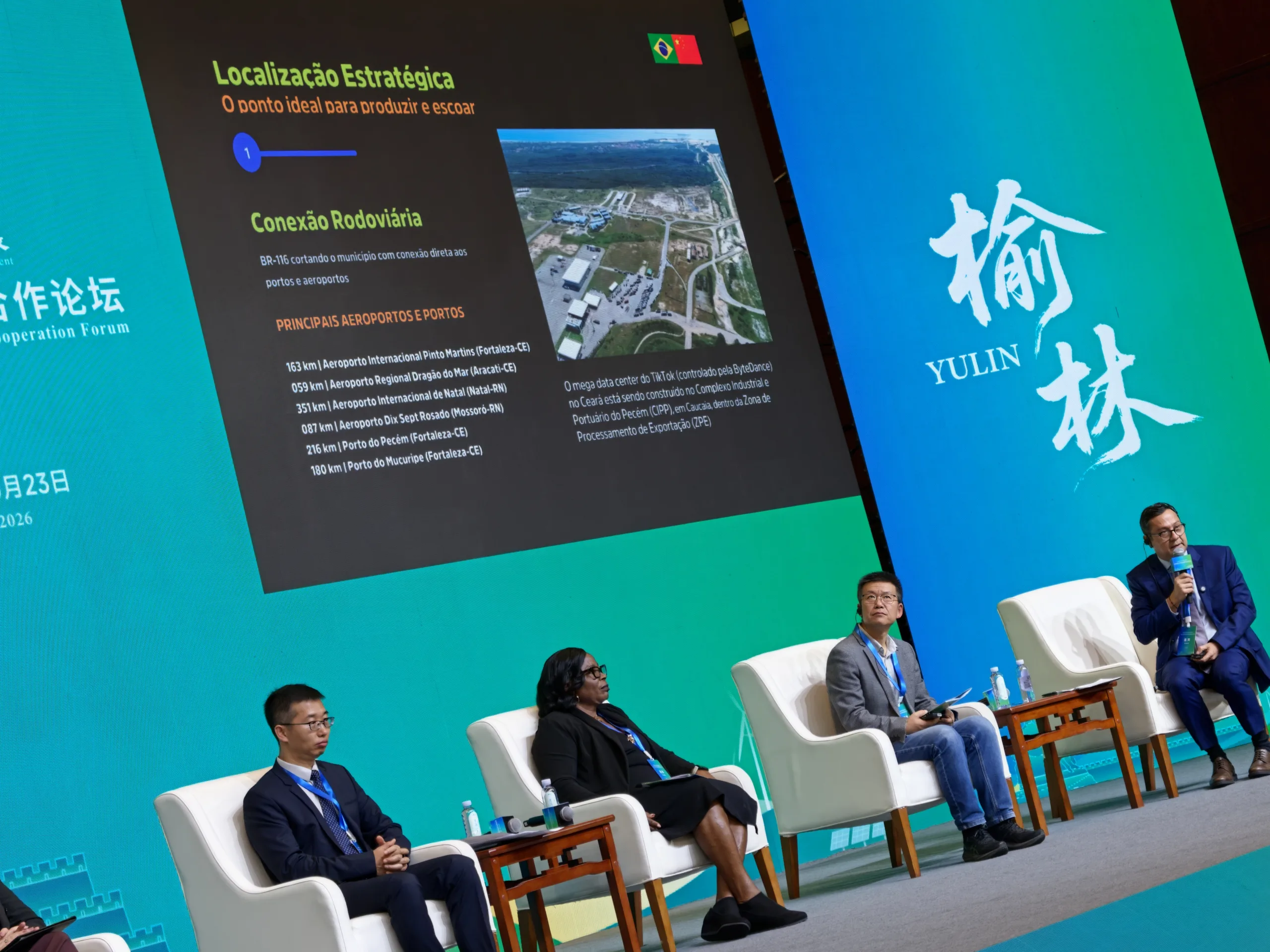Prefeito de Russas (CE), faz apresentação durante o 4º Fórum de Cooperação entre Governos Locais da China e da América Latina e Caribe foi inaugurado, em Yulin, Shaanxi, na China. 23 de outubro de 2026.
