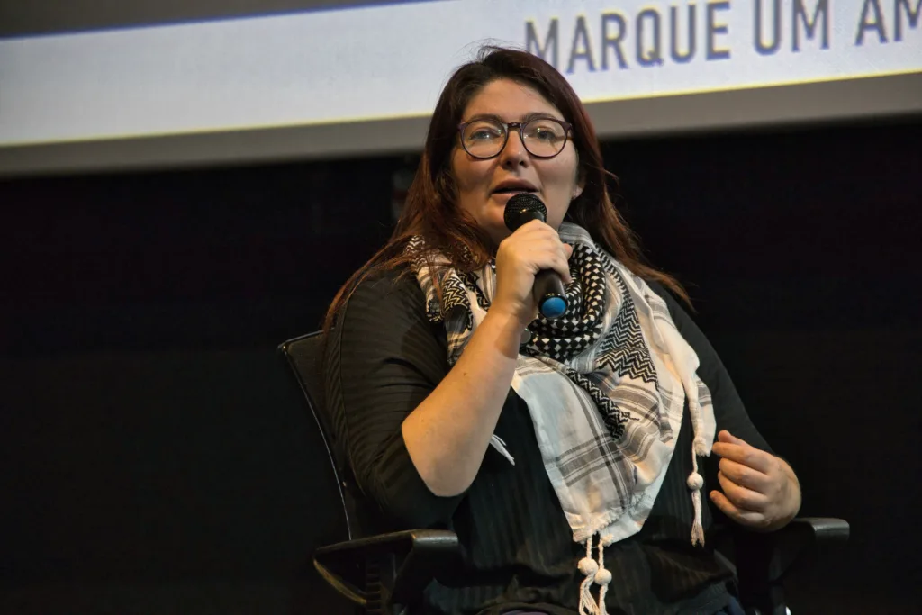 Gabrielle Tolotti participou da Global Sumud Flotilla, em 2025, e ficou sete dias presa em Israel