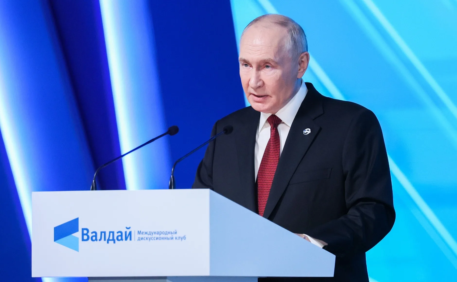 Presidente russo, Vladimir Putin, participa do 23º Clube Valdai de Discussão Internacional, em 1º de outubro de 2026