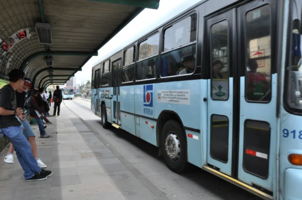 Extinção da Metroplan transfere à Sedur o planejamento e a fiscalização do transporte coletivo metropolitano