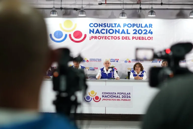 Venezuelanos vão às urnas no domingo (18) para definir prioridades para o orçamento público