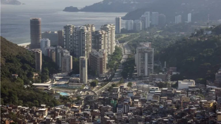 Eleições: resistir ao domínio dos ricos