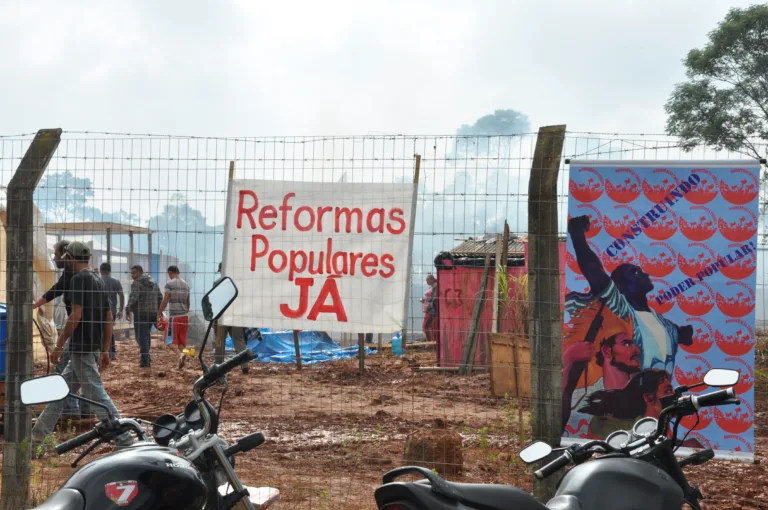 Após uma década de luta, comunidade Tiradentes caminha para a regularização