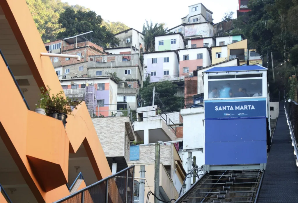 Escadaria do Santa Marta, mais conhecido como Plano Inclinado