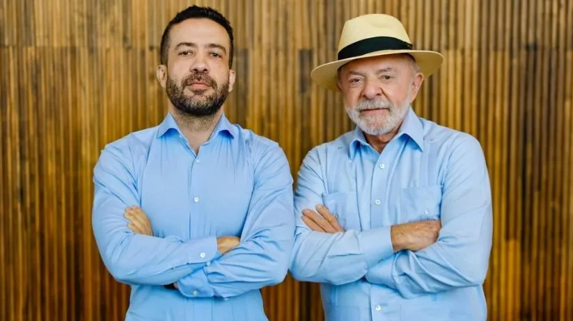 O deputado federal André Janones (Rede) e o presidente Lula (PT) conseguiram multiplicar engajamento nas redes, apesar de tratamento desigual reconhecido pela Meta