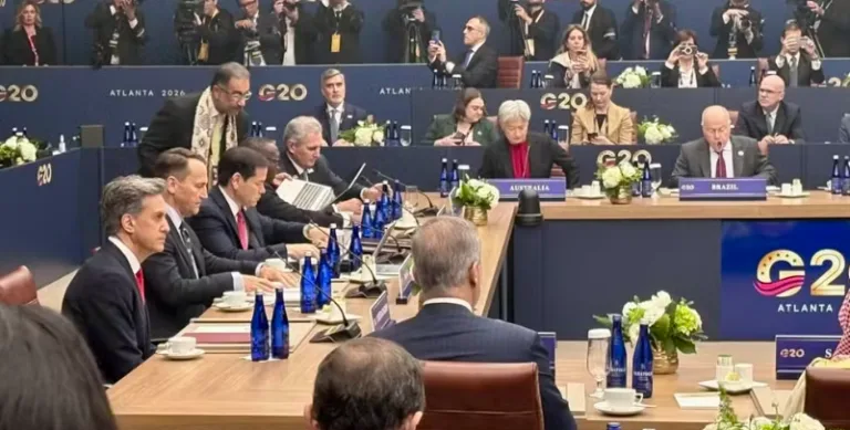 No G20, chanceleres dos EUA e Brasil se encontram pela 1ª vez após fuga de Flávio Bolsonaro