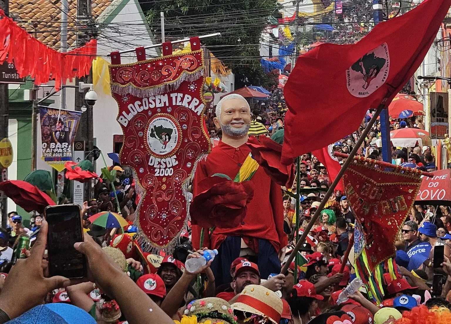 Concentração será no Largo do Amparo, a partir das 15h13