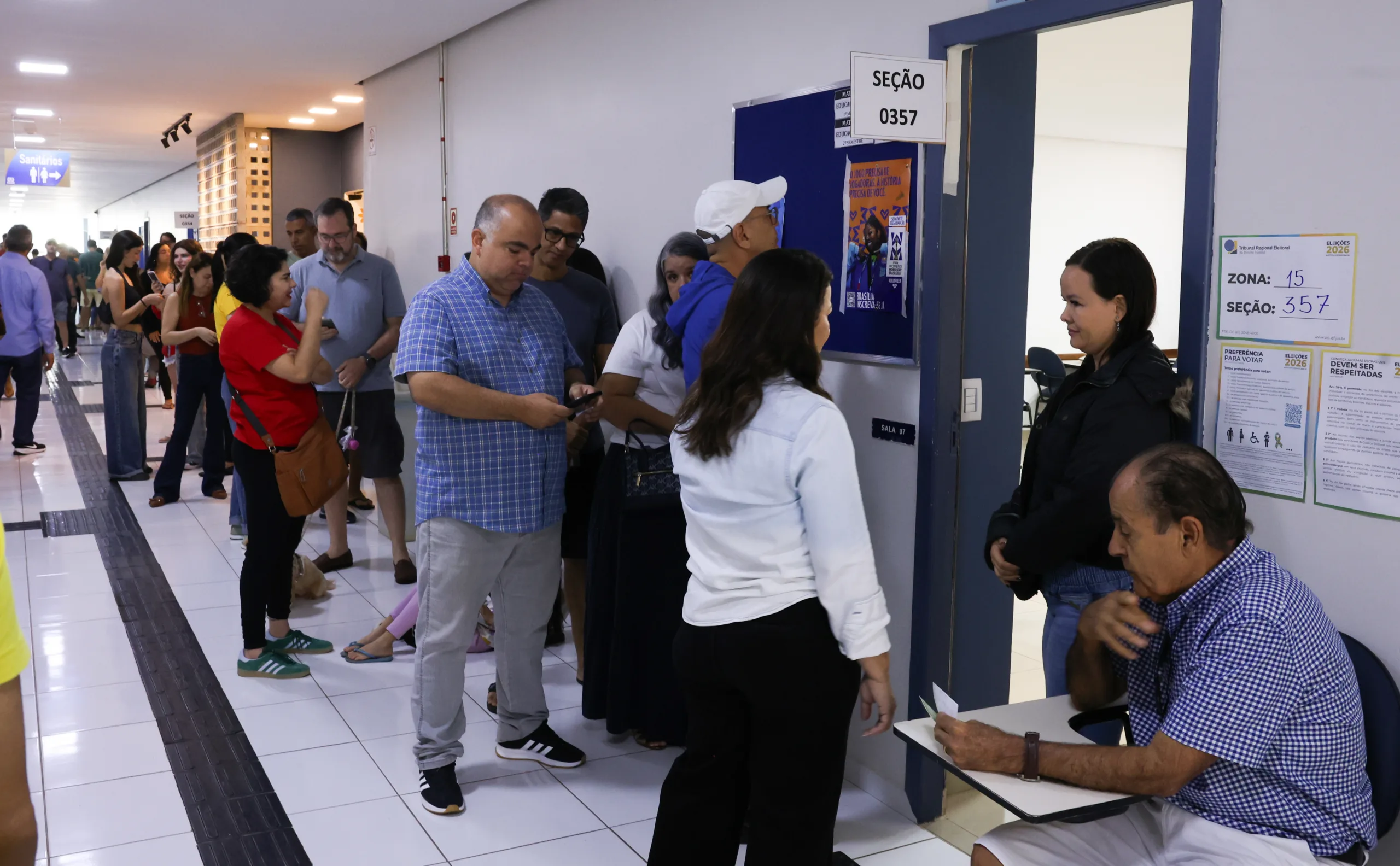 Votação do primeiro turno, na Unieuro de Águas Claras, em Brasília. Foto: Lula Marques/Agência Brasil
