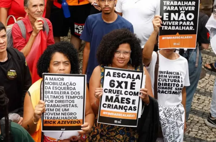 Fim da escala 6x1 é estratégico para enfrentar a sobrecarga feminina