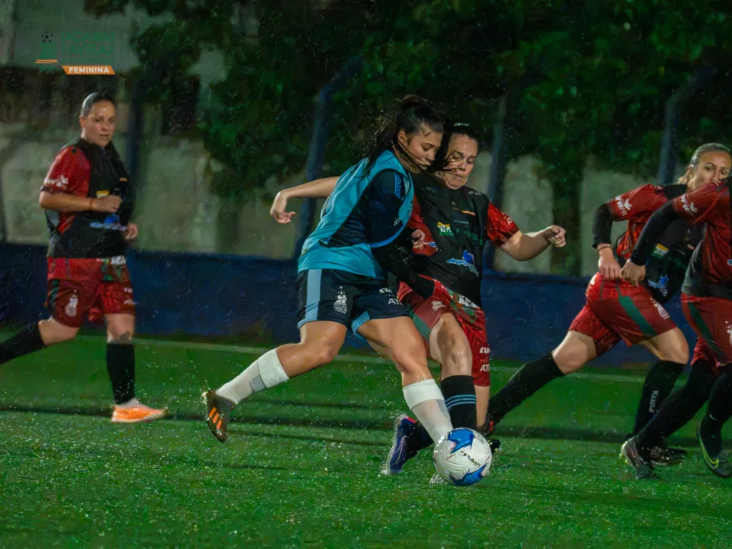 A Taça das Favelas, criada no Rio de Janeiro (RJ), é o maior campeonato entre favelas no mundo