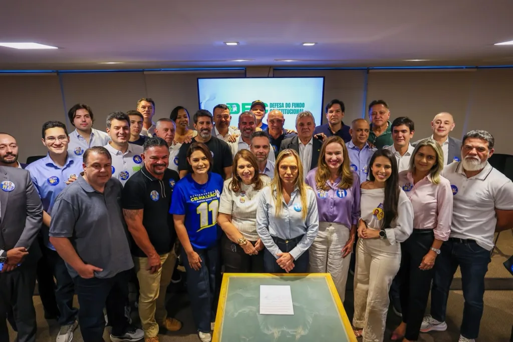 Celina Leão reunida com aliados em reunião nesta quarta-feira (21)