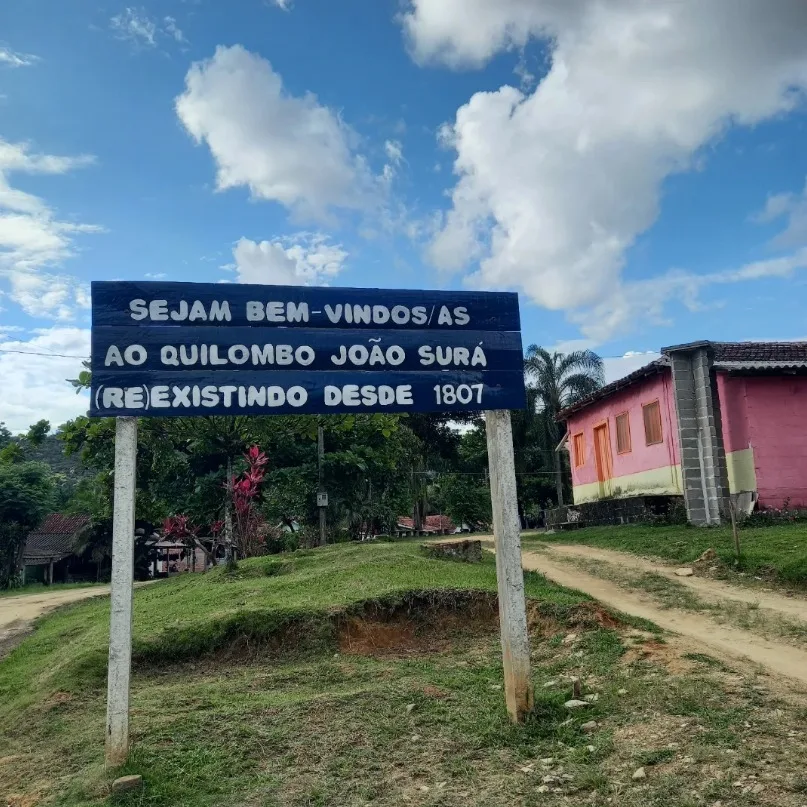 O Paraná abriga 68 comunidades quilombolas identificadas pelo Instituto Brasileiro de Geografia e Estatística (IBGE).