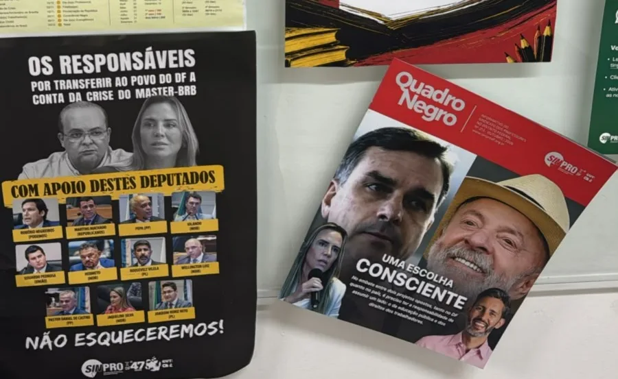 Cartaz expõe parlamentares que aprovaram compra do Banco Master pelo Banco de Brasília (BRB)