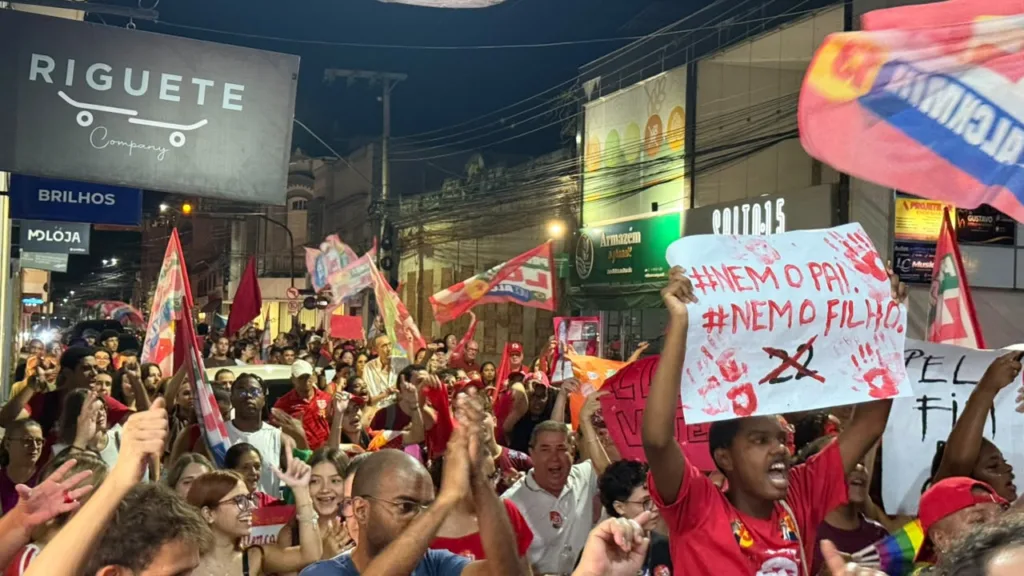 Ato foi realizado na Praça Matriz, no centro da cidade