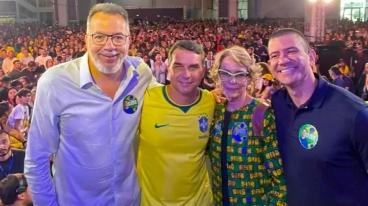 Márcio Canella chegou a ser pré-candidato ao Senado com a mãe de Flávio Bolsonaro, Rogéria Bolsonaro, como vice