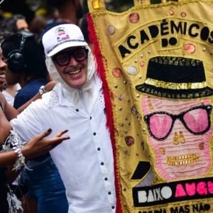Bloco Acadêmicos do Baixo Augusta levou multidão à rua da Consolação, no centro de São Paulo, em desfile no último dia 8 de fevereiro