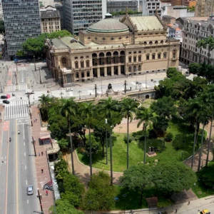 Vista aérea do Theatro Municipal de São Paulo, um dos marcos culturais da cidade Vista aérea do Theatro Municipal de São Paulo, um dos marcos culturais da cidade